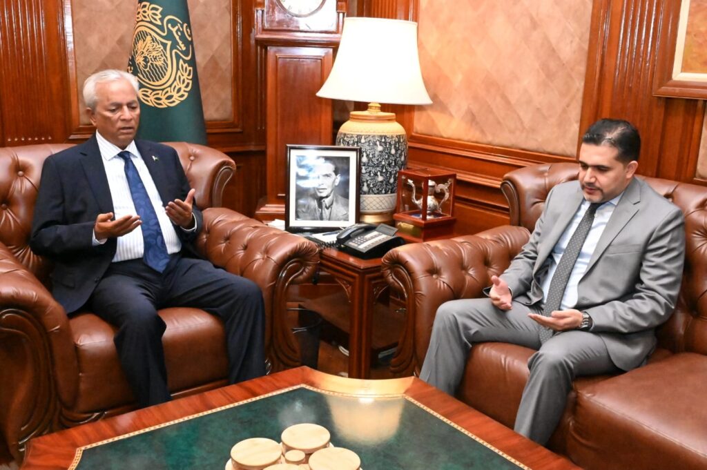 Governor Sindh Syed Muhammad Nehal Hashmi meeting Iraqi Acting Consul General Abul Hakam Adnan Sadiq in Karachi.