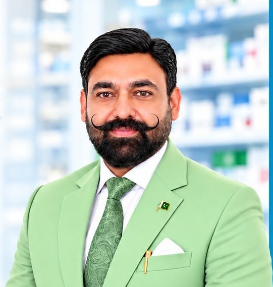 Doctors and pharmacists discussing healthcare in the age of artificial intelligence