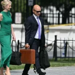 Trump Gives $157,000 in Cash Gifts to Four White House Aides