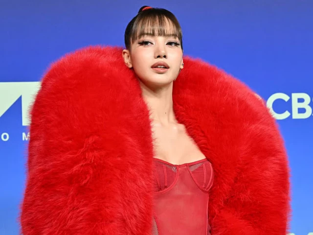 BLACKPINK Lisa wins Best Pop at MTV VMAs 2026