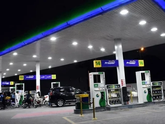 Diesel price increase in Pakistan as the government keeps petrol at Rs377.91 per litre from October 31 to November 2.