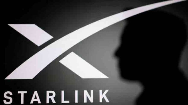 Starlink tracking concerns involving satellite internet users and alleged digital advertising surveillance.