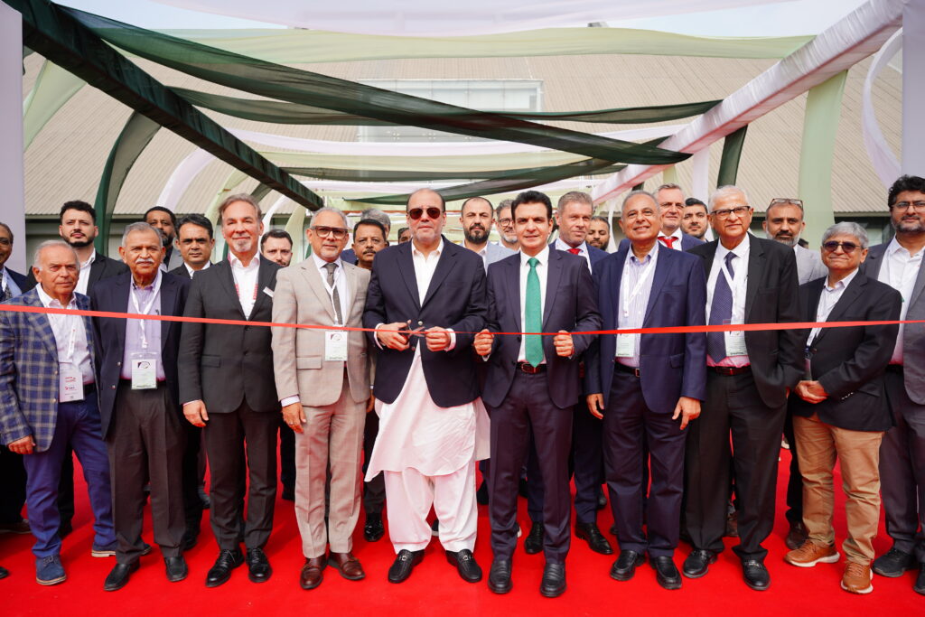 IGATEX Pakistan 2026 textile machinery exhibition at Expo Centre Lahore with international exhibitors.