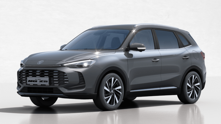 MG HS and MG ZS hybrid SUVs featuring Hybrid+ and Super Hybrid technology in Pakistan.