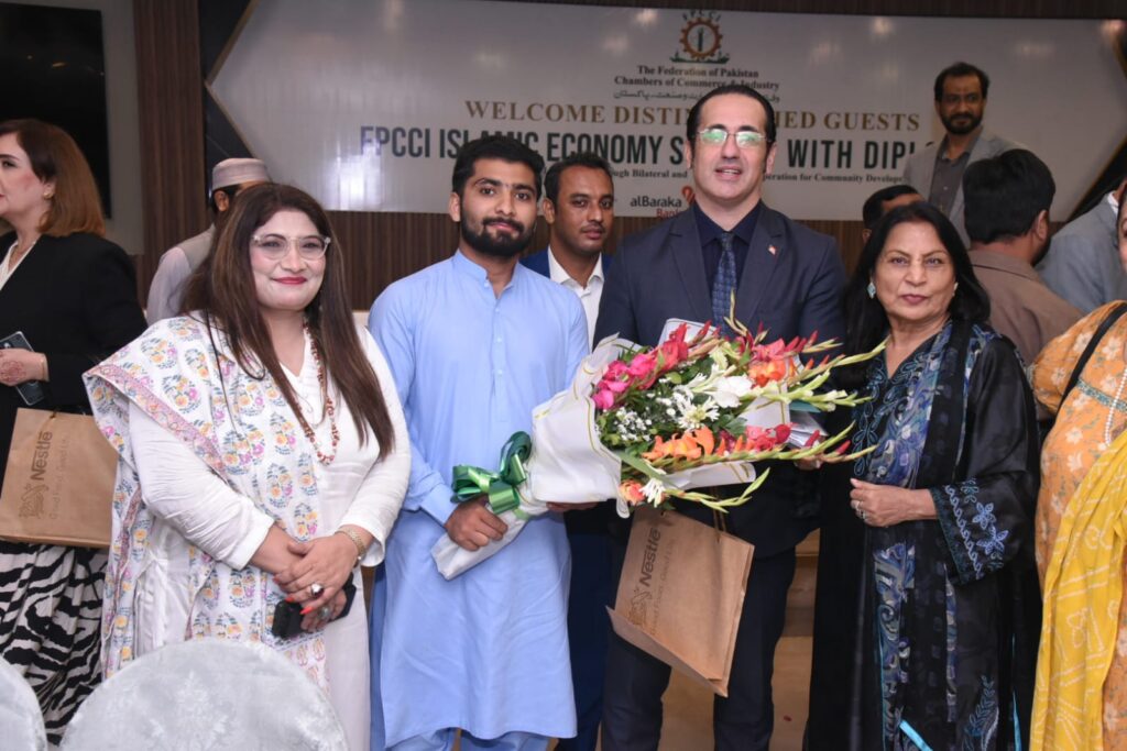 Akif Amir with business leaders at the FPCCI Islamic Summit in Karachi on October 7, 2026.