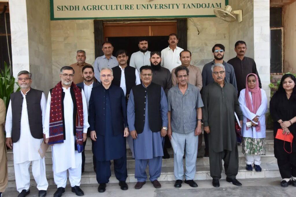 TDAP Secretary Sheryar Taj and officials review mango development projects at Sindh Agriculture University in Tandojam.