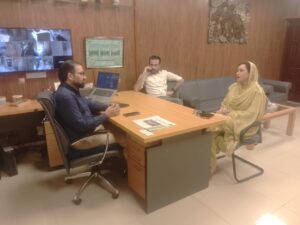 Dr Fouzia Hameed and All Saddar Alliance representatives meet K-Electric Regional Head Naseem Sheikh over power outages in Saddar markets