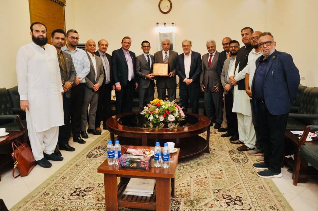 Talat Mehmood, KCCI president, receives a courtesy visit from Rotary District 3271 Governor Shahzad Sabir and delegation.