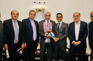 Talat Mehmood, KCCI president, receives a courtesy visit from Rotary District 3271 Governor Shahzad Sabir and delegation.