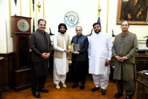 Karachi Port meeting between KPT Chairman and goods transport leaders on weekend cargo rates.