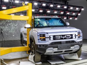 BYD SHARK 6 hybrid pick-up recognised with a five-star Euro NCAP safety rating.