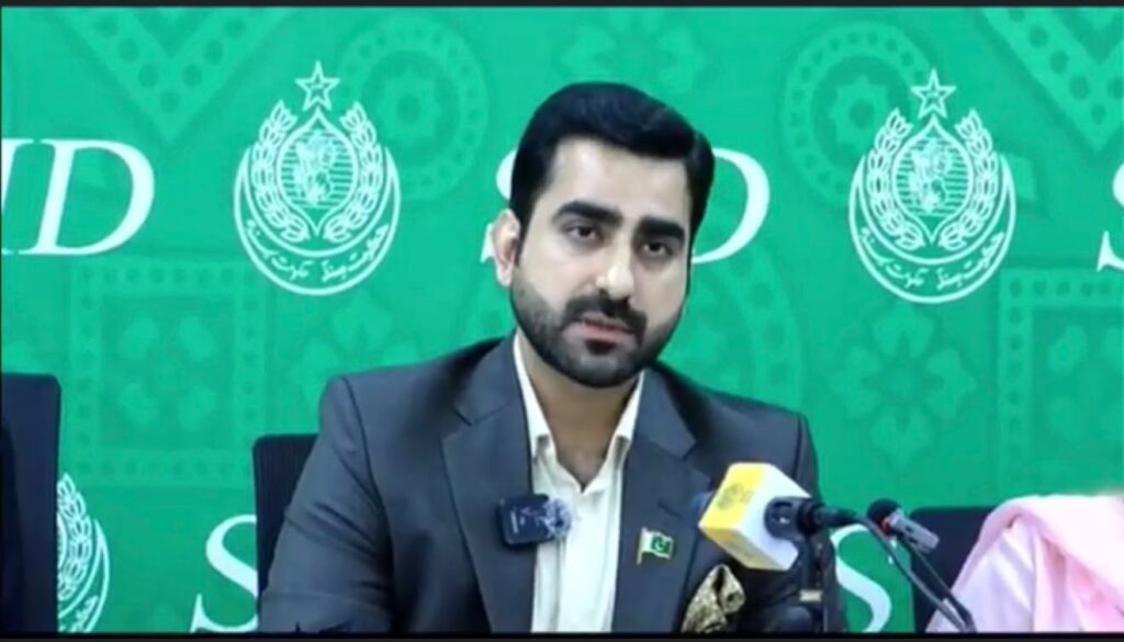 Kashmir Black Day press conference where Sindh government spokesperson Sukhdev Hemnani urges international support for Kashmiris.