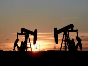 Oil prices and Brent crude market trends amid Saudi Arabia supply concerns and geopolitical tensions.