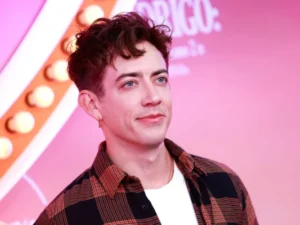 Glee reboot speculation surrounds Kevin McHale after his response to an old social media post.