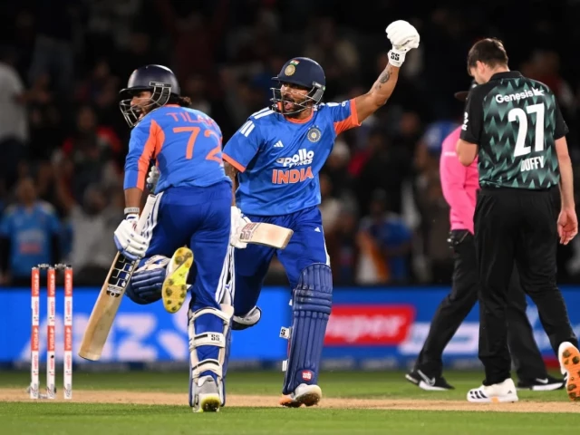 Tilak Varma leads India to a four-wicket victory over New Zealand with an unbeaten 51 in the second T20.