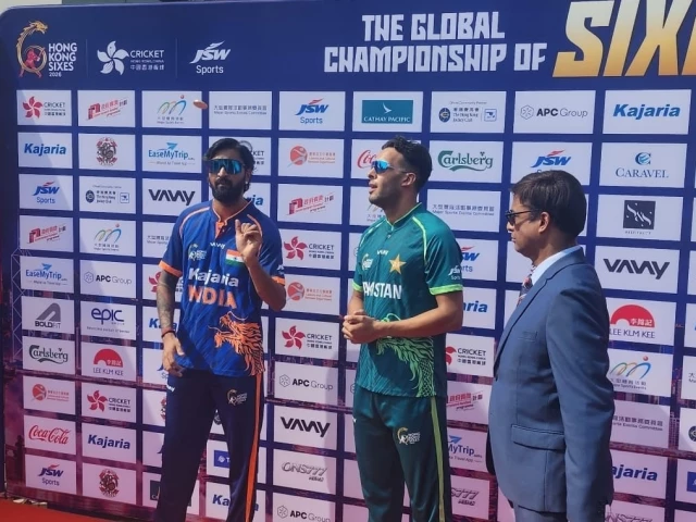 Pakistan vs India Hong Kong Sixes match as Khawaja Nafay and Abbas Afridi lead Pakistan to victory.